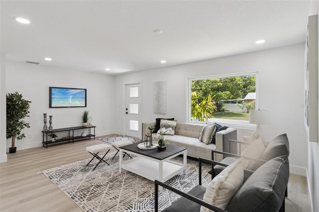 7211 ORPINE DRIVE N, ST PETERSBURG, FL 33702 — zdjęcie 4