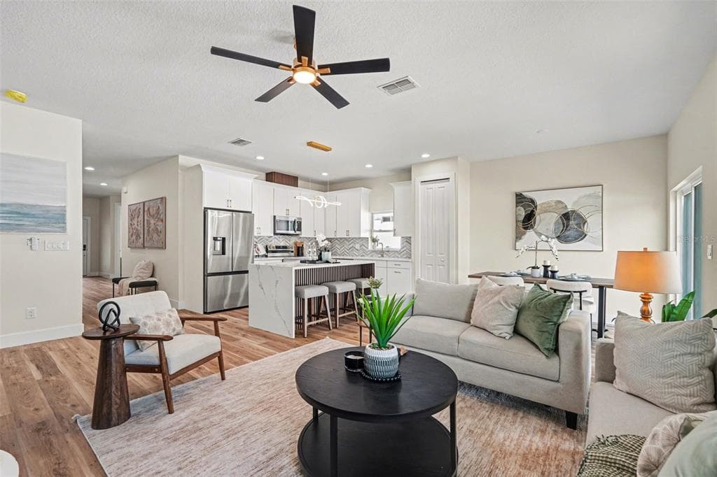 1719 W PERIO STREET, TAMPA, FL 33612 — zdjęcie 3