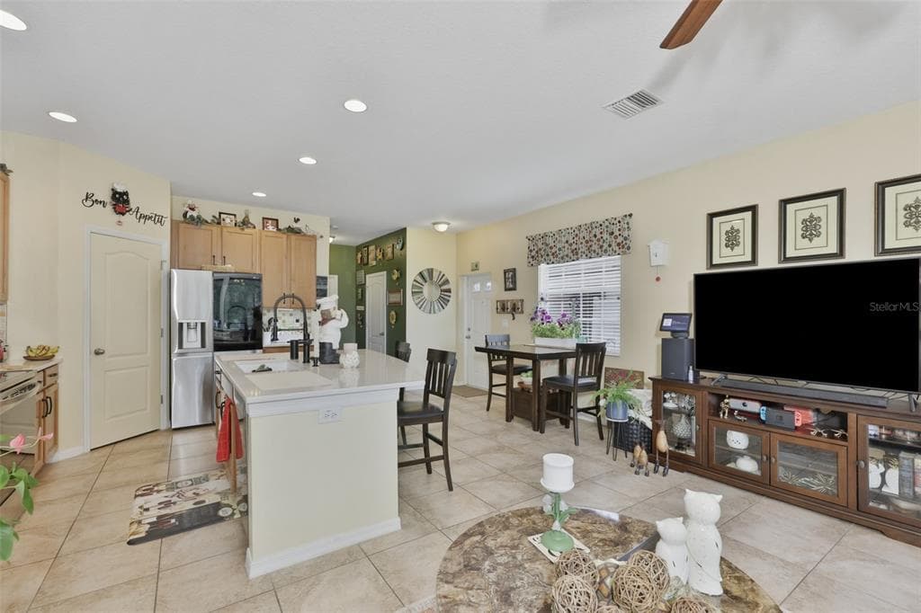 8718 TURNSTONE HAVEN PLACE, TAMPA, FL 33619 — zdjęcie 5