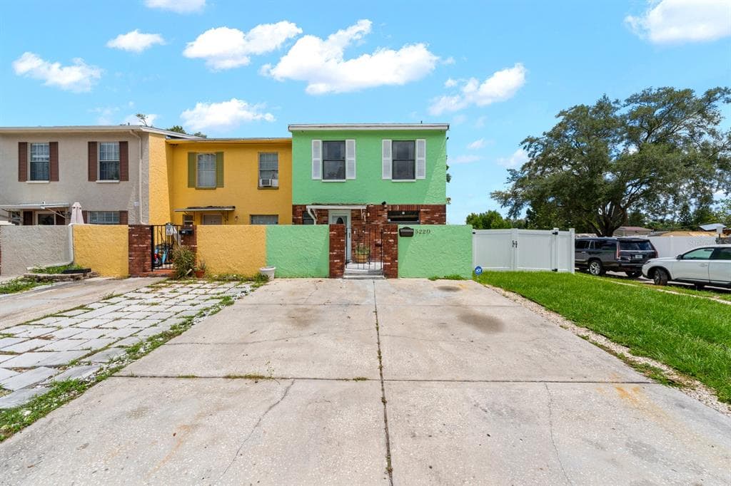 5220 BLANE DRIVE, TEMPLE TERRACE, FL 33617