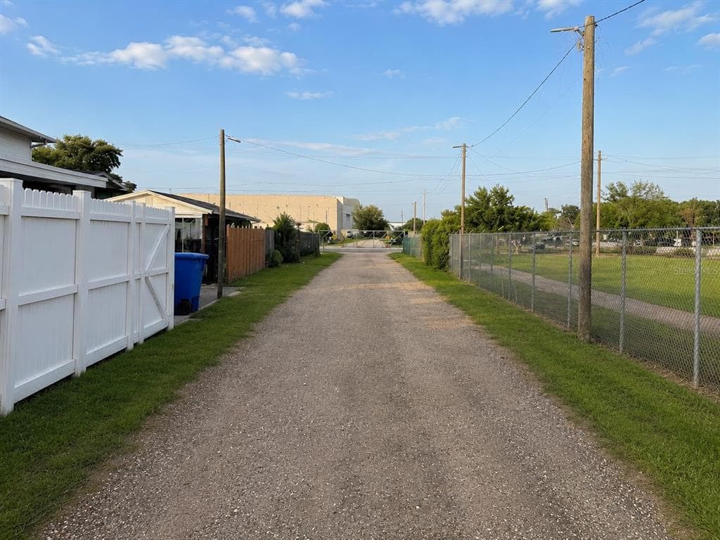 2504 S 54TH STREET, TAMPA, FL 33619 — zdjęcie 3