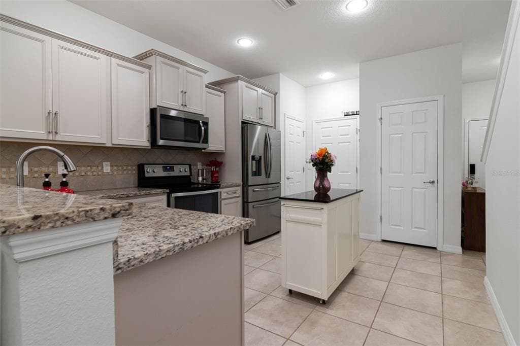 9213 HILLCROFT DRIVE, RIVERVIEW, FL 33578 — zdjęcie 3