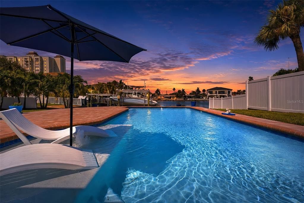 6414 2ND PALM POINT, ST PETE BEACH, FL 33706 — zdjęcie 4