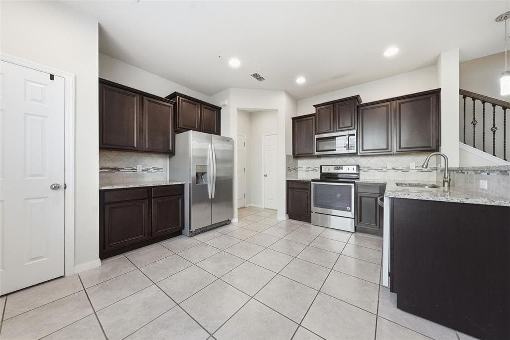1096 PAVIA DRIVE, APOPKA, FL 32703 — zdjęcie 4