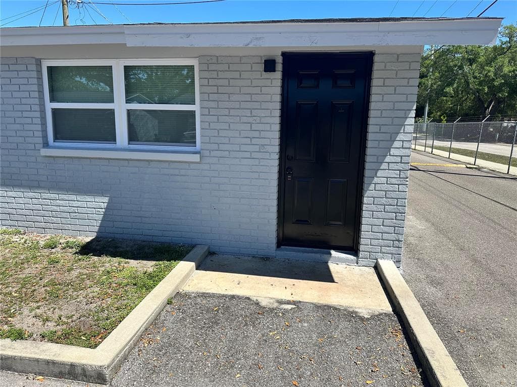 1104 E 140TH AVENUE # B, TAMPA, FL 33613 — zdjęcie 4