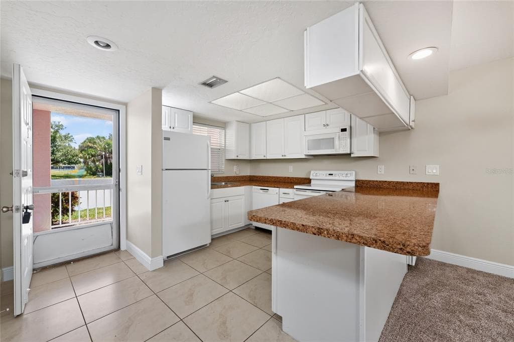 179 BOUNDARY BOULEVARD # 3, ROTONDA WEST, FL 33947 — zdjęcie 5