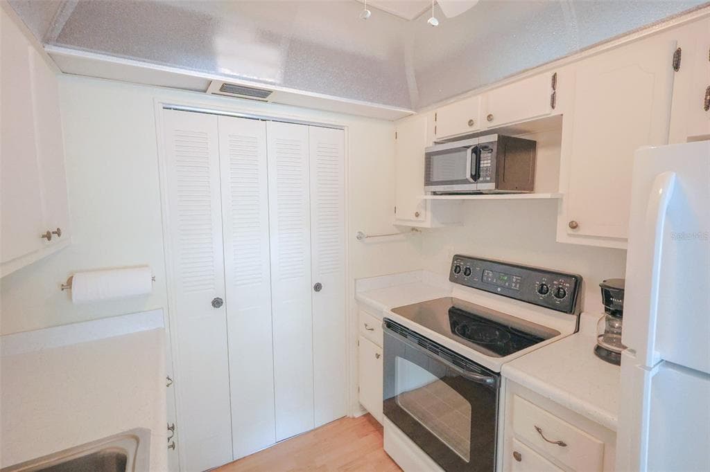 1235 S HIGHLAND AVENUE # 4-306, CLEARWATER, FL 33756 — zdjęcie 5