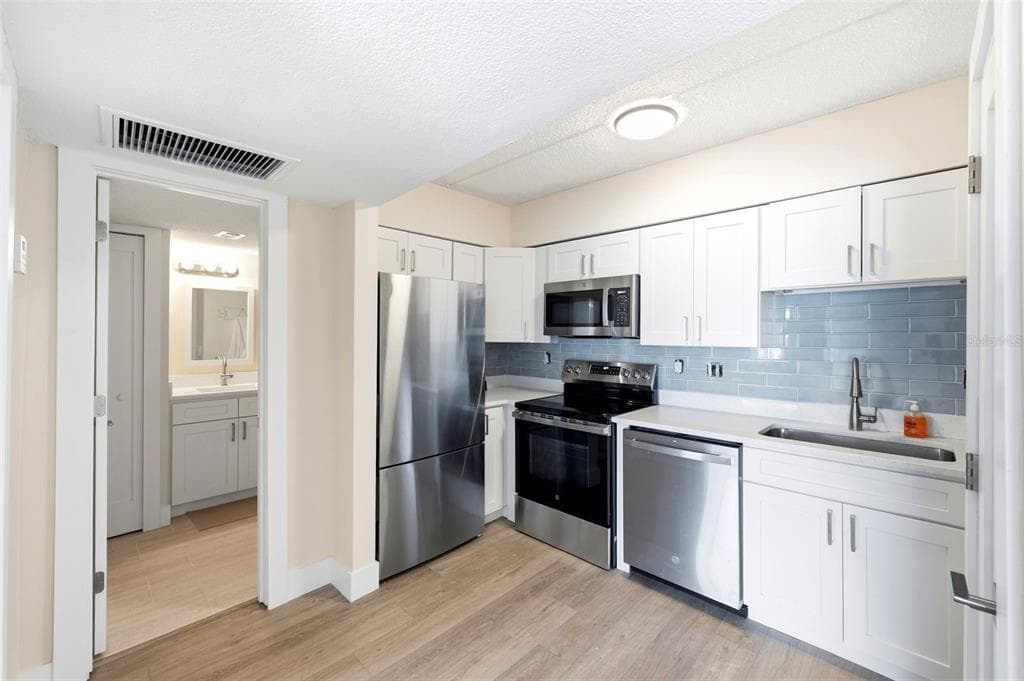 10365 PARADISE BOULEVARD # 1, TREASURE ISLAND, FL 33706 — zdjęcie 4