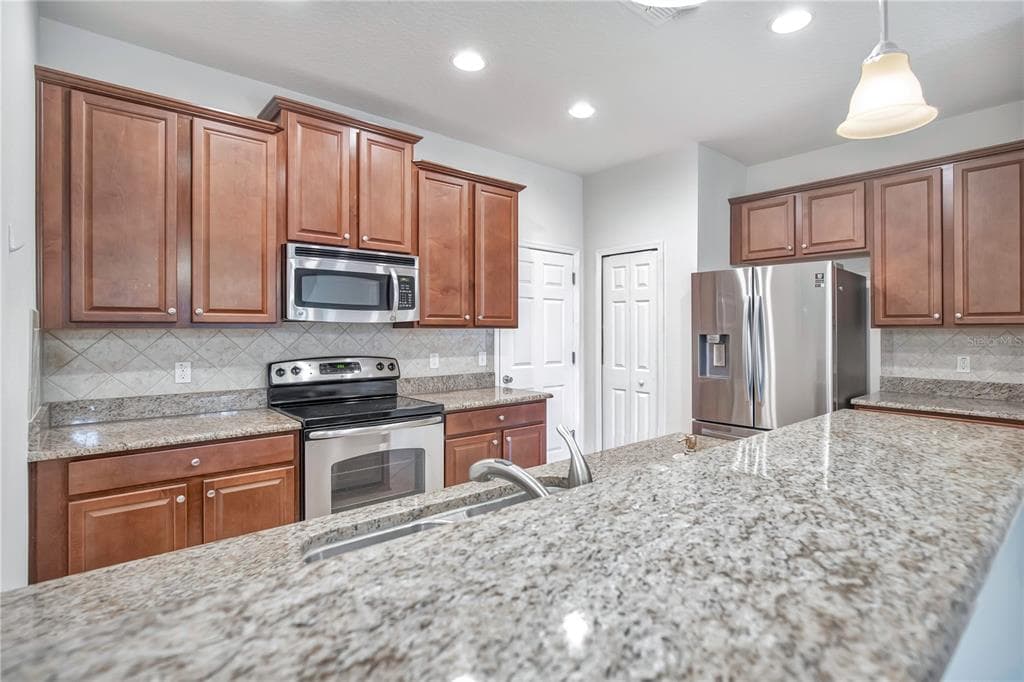 196 WINDFLOWER WAY, OVIEDO, FL 32765 — zdjęcie 3