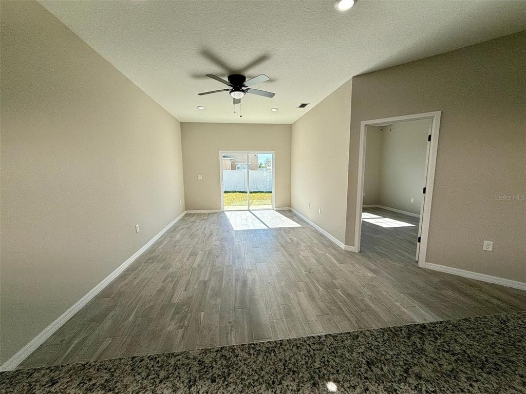 701 CAMEL COURT, POINCIANA, FL 34759 — zdjęcie 4