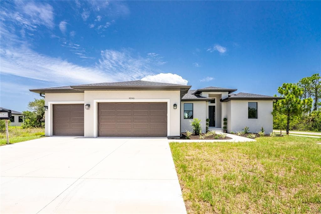 9590 HONEYMOON DRIVE, PORT CHARLOTTE, FL 33981