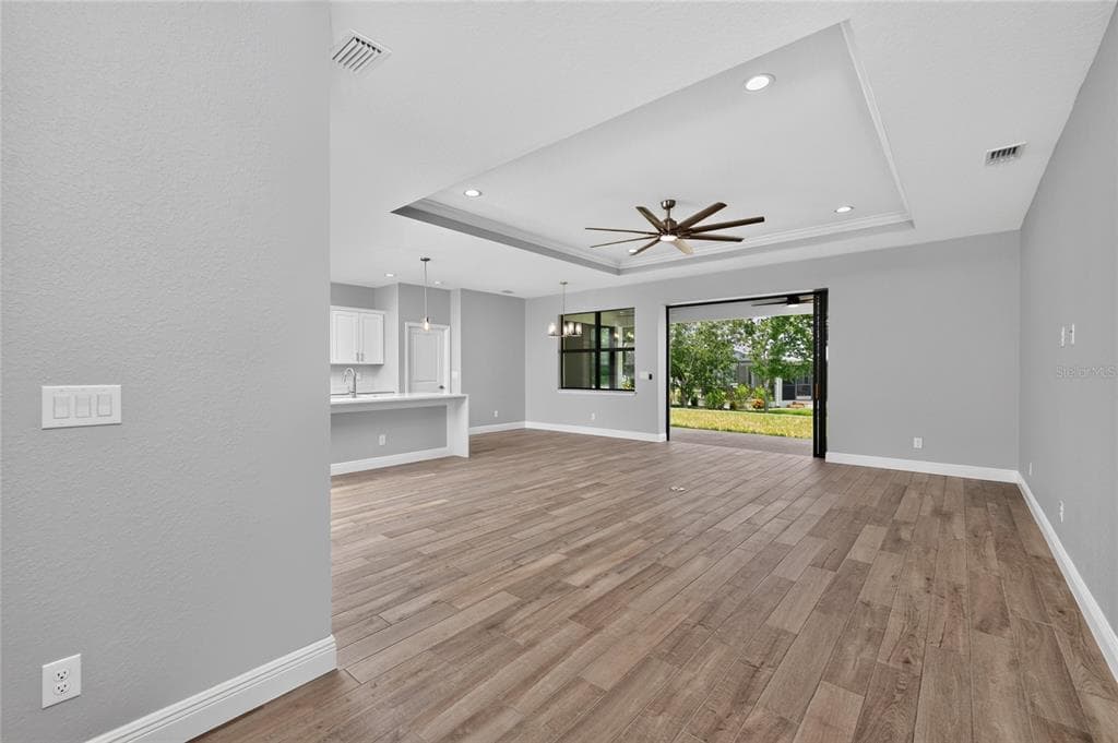 9590 HONEYMOON DRIVE, PORT CHARLOTTE, FL 33981 — zdjęcie 4