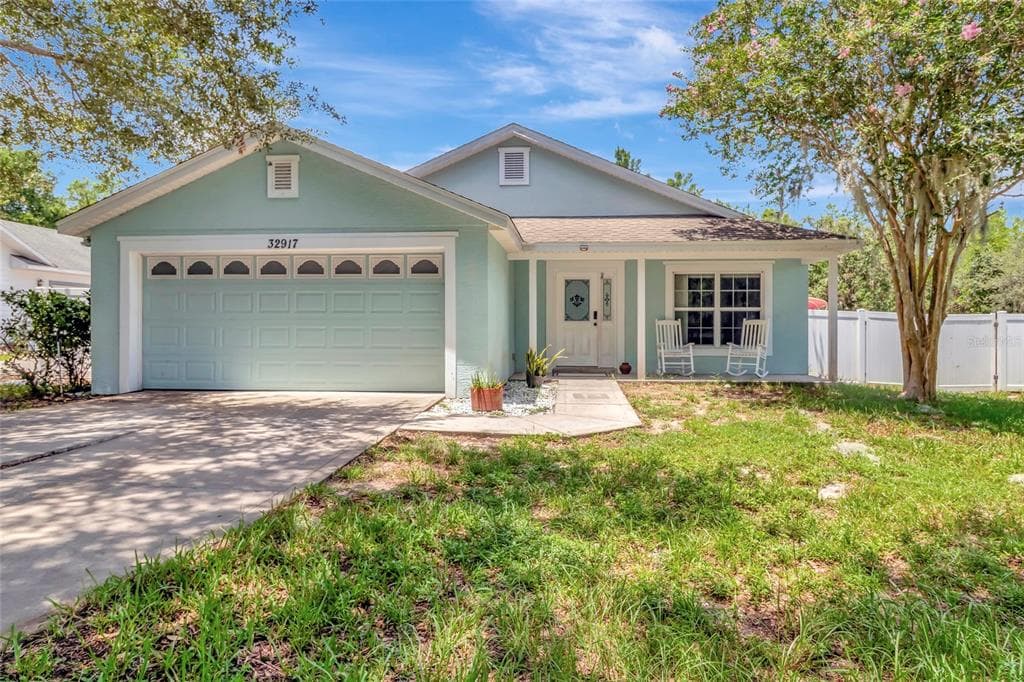 32917 FOREST AVENUE, LEESBURG, FL 34788 — zdjęcie 2