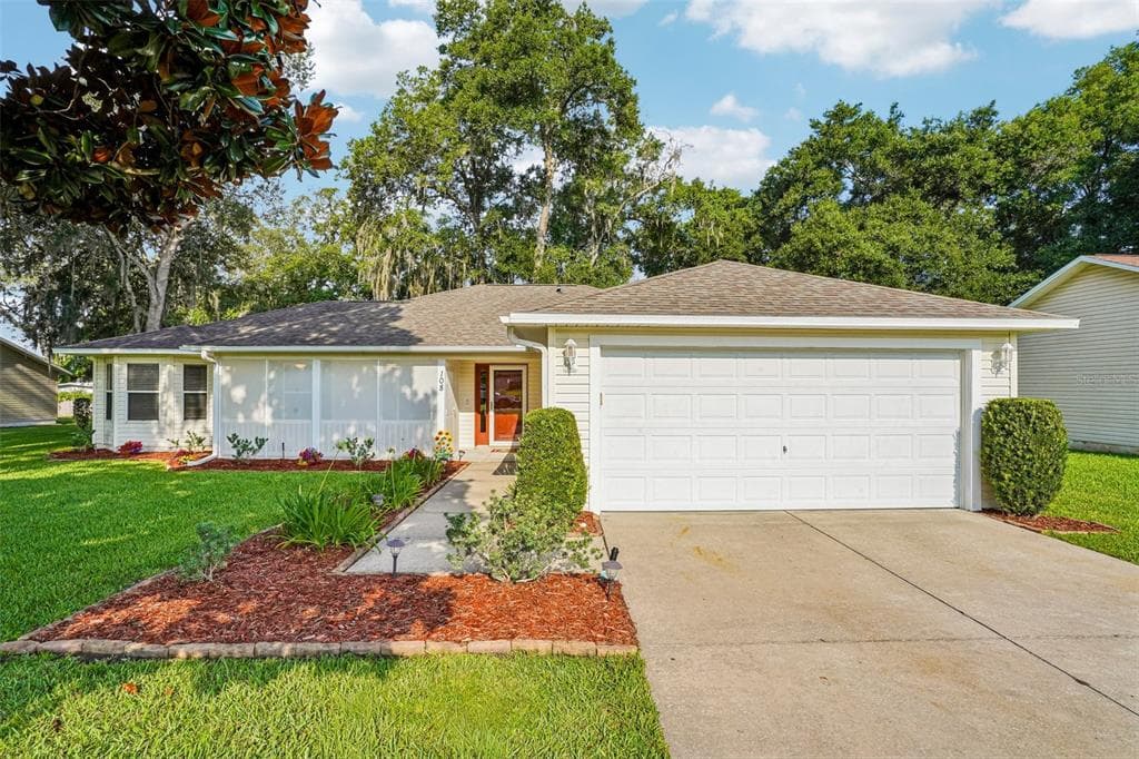 108 CHERRY BLOSSOM LANE, LADY LAKE, FL 32159 — zdjęcie 3