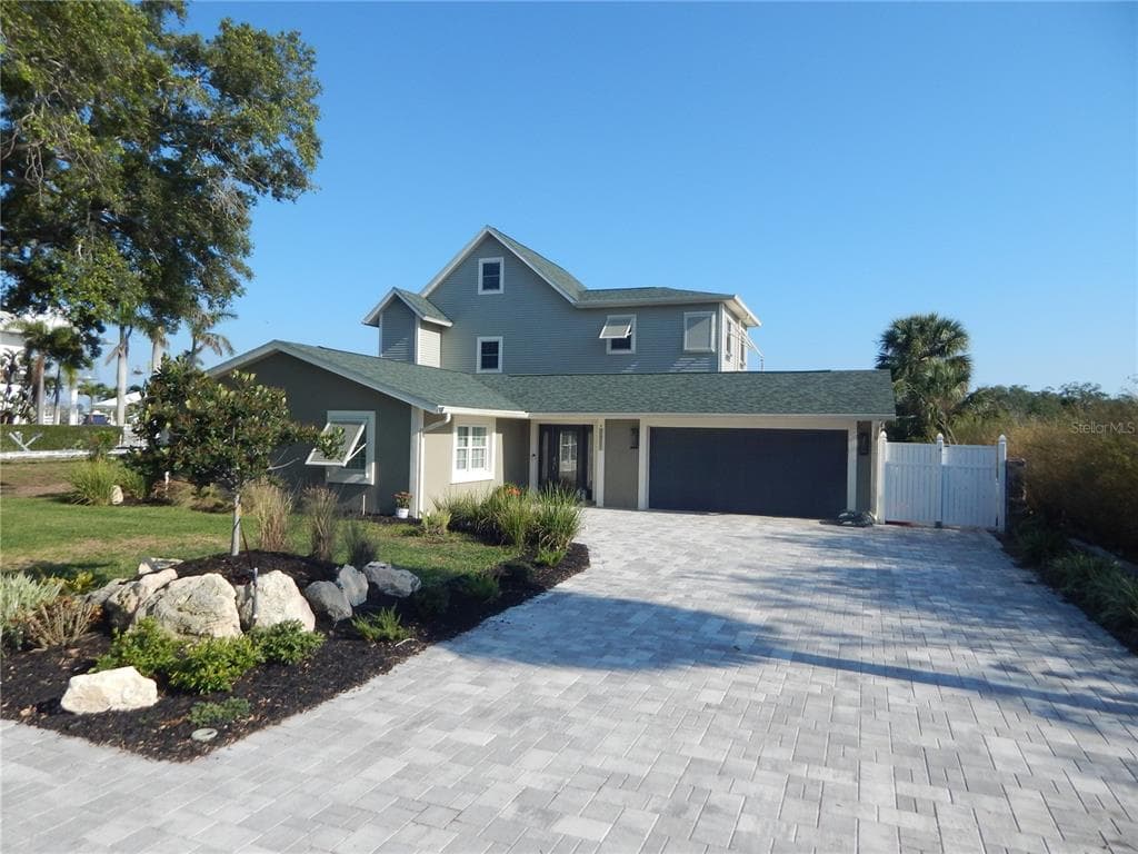 8025 ISLAND DRIVE, PORT RICHEY, FL 34668
