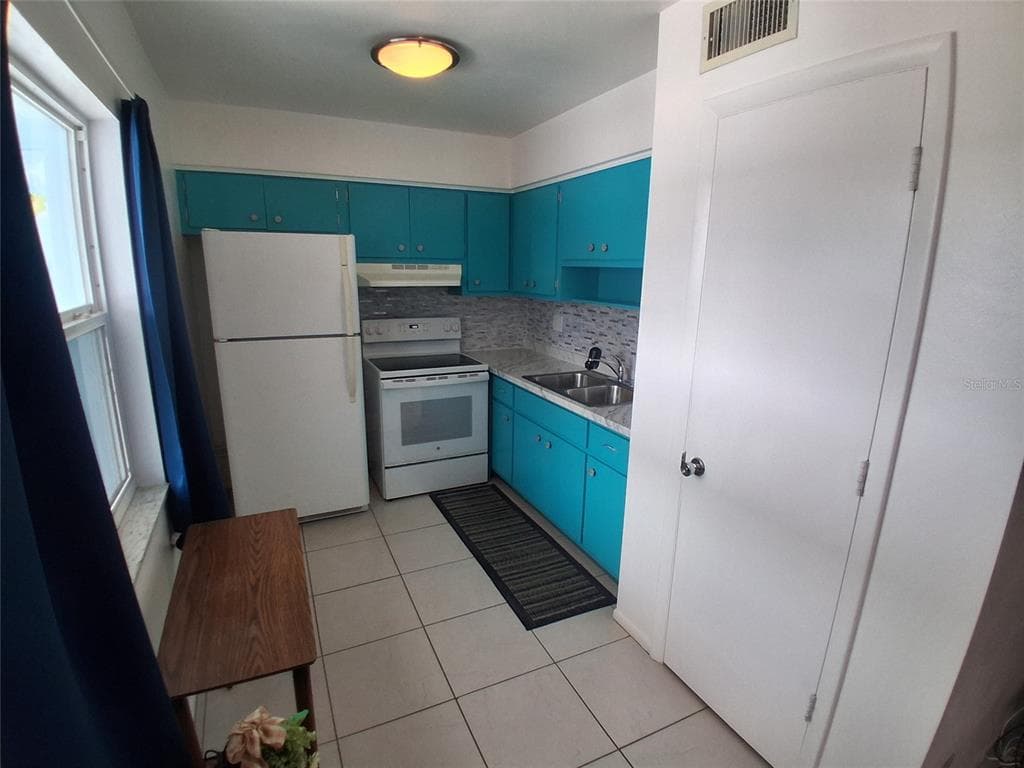 125 PORTREE DRIVE, DUNEDIN, FL 34698 — zdjęcie 2
