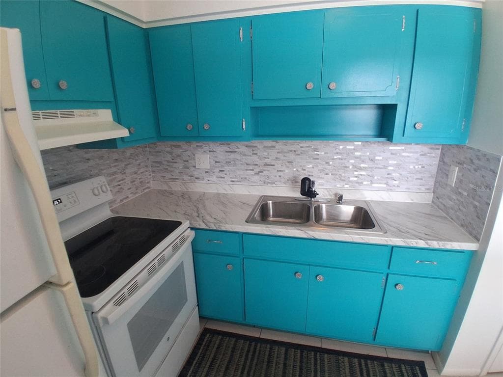 125 PORTREE DRIVE, DUNEDIN, FL 34698 — zdjęcie 3