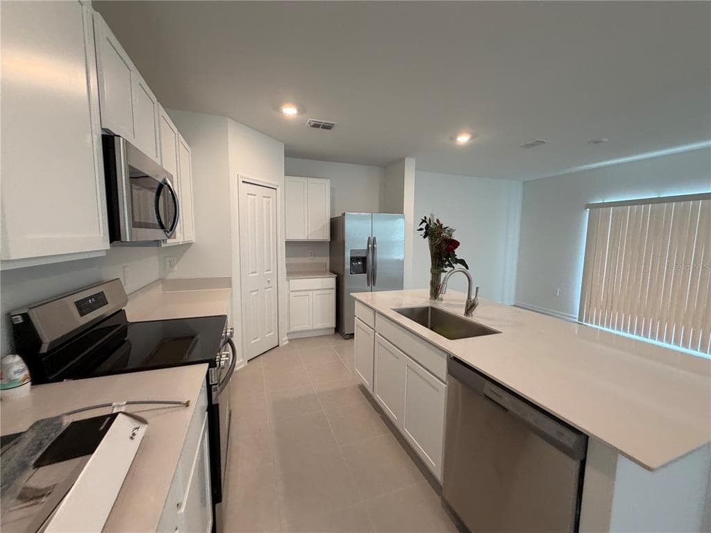 2466 HALLOW GARDEN RD, EUSTIS, FL 32726 — zdjęcie 4