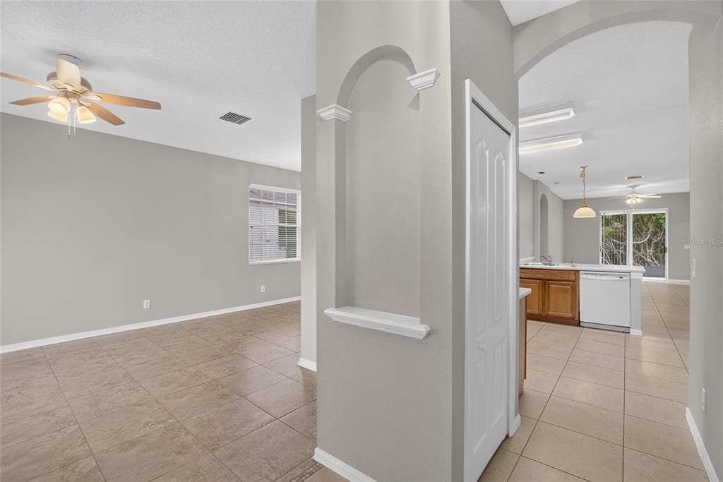 11339 VILLAGE BROOK DRIVE, RIVERVIEW, FL 33579 — zdjęcie 4