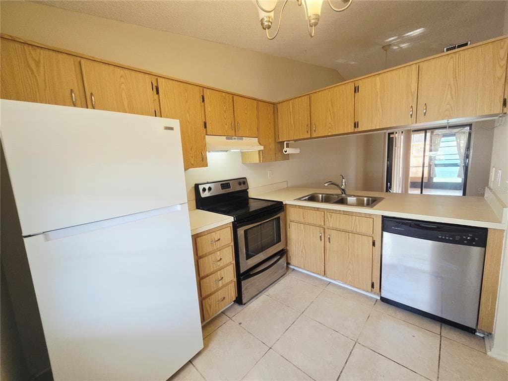 6425 DREXEL DRIVE # 2, PORT RICHEY, FL 34668 — zdjęcie 5