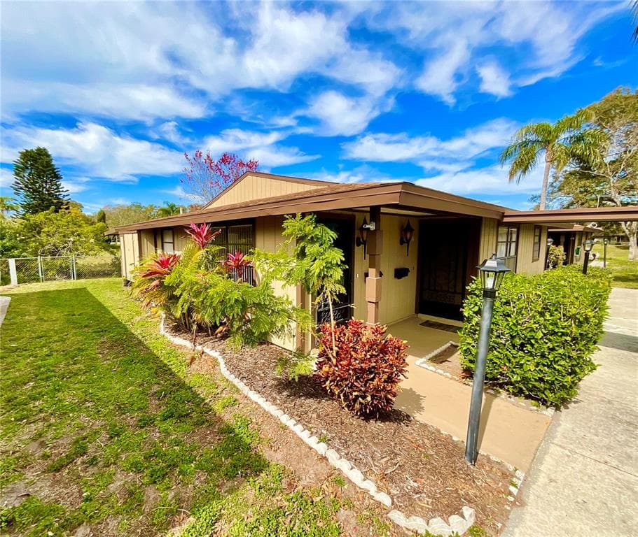 1980 TAHITIAN PLACE # 15, DUNEDIN, FL 34698