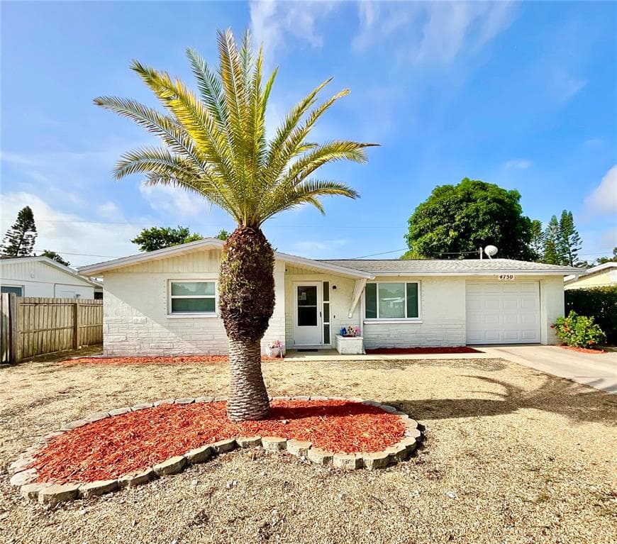 4750 GASLIGHT AVENUE, HOLIDAY, FL 34690