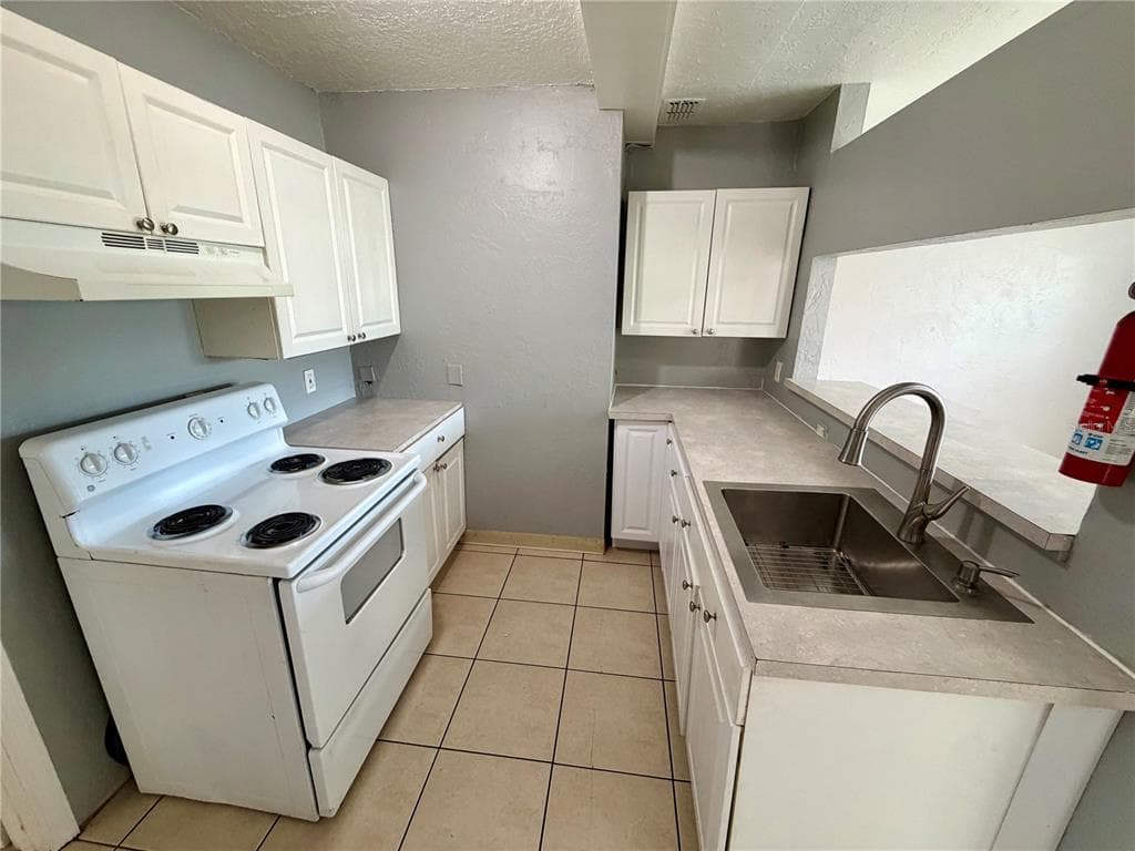 827 PARIS AVENUE S # Apt A, ST PETERSBURG, FL 33701 — zdjęcie 2
