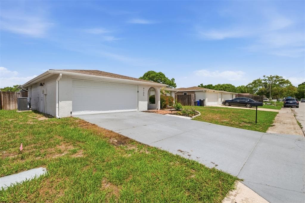 9105 HUNT CLUB LANE, PORT RICHEY, FL 34668 — zdjęcie 2