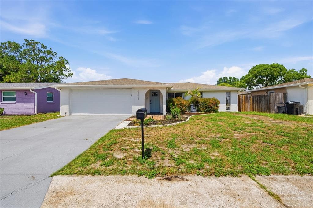 9105 HUNT CLUB LANE, PORT RICHEY, FL 34668 — zdjęcie 4