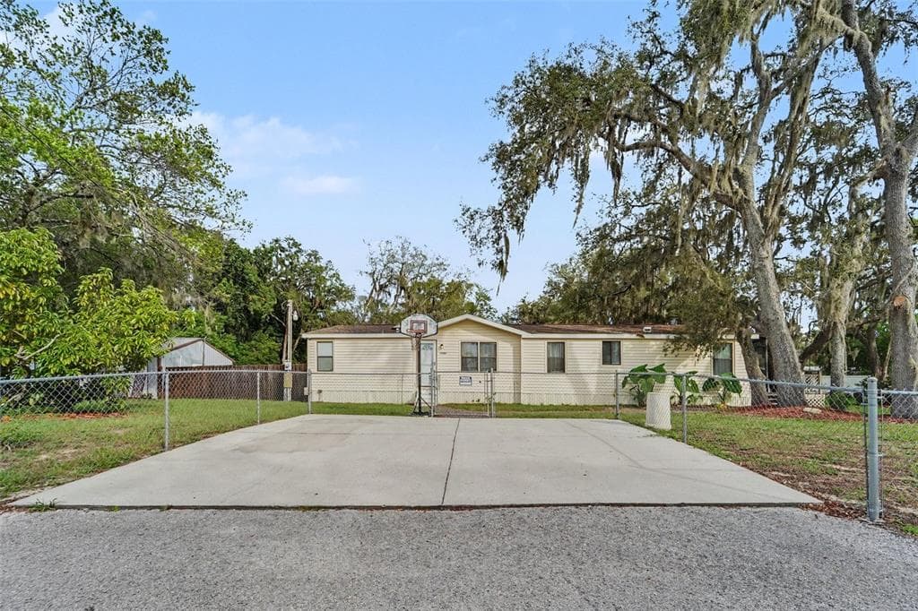 12464 LANTANA AVENUE, NEW PORT RICHEY, FL 34654