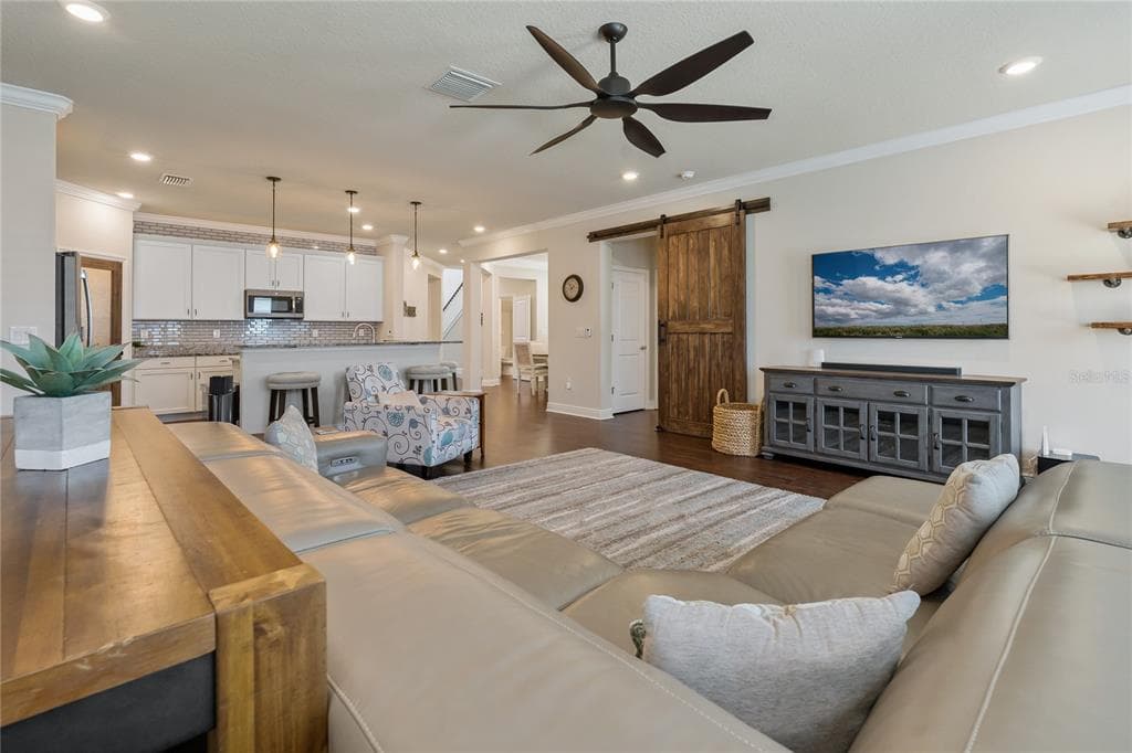 597 OZONA VILLAGE DRIVE, PALM HARBOR, FL 34683 — zdjęcie 3