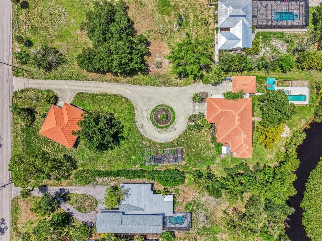 140 S OXFORD DRIVE, ENGLEWOOD, FL 34223 — zdjęcie 2