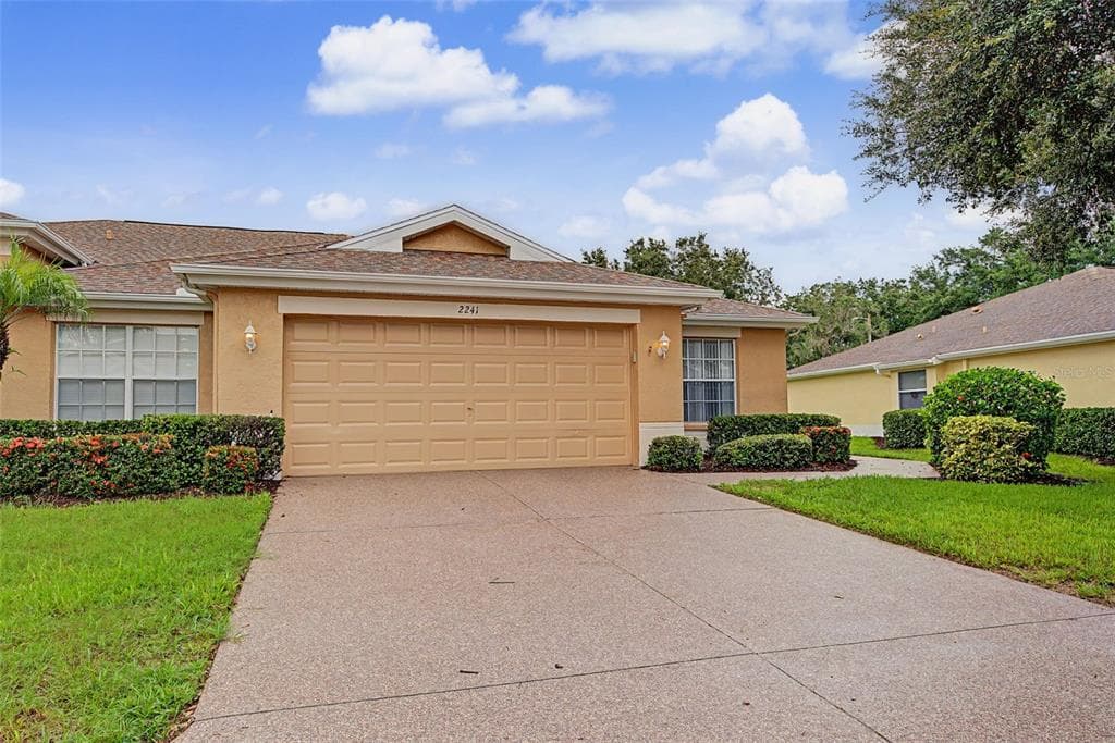 2241 WORTHINGTON GREENS DRIVE, SUN CITY CENTER, FL 33573 — zdjęcie 3