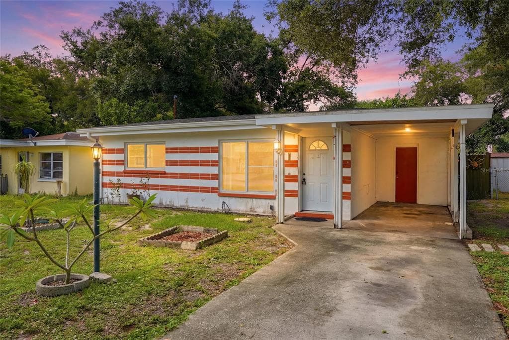 427 1ST AVENUE NE, LARGO, FL 33770