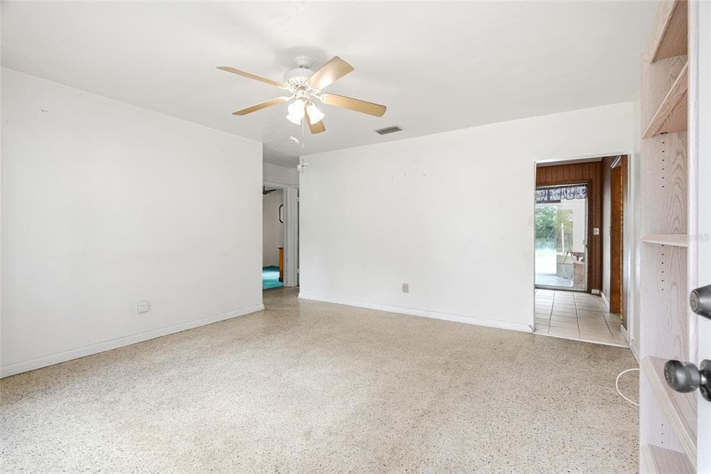 427 1ST AVENUE NE, LARGO, FL 33770 — zdjęcie 5