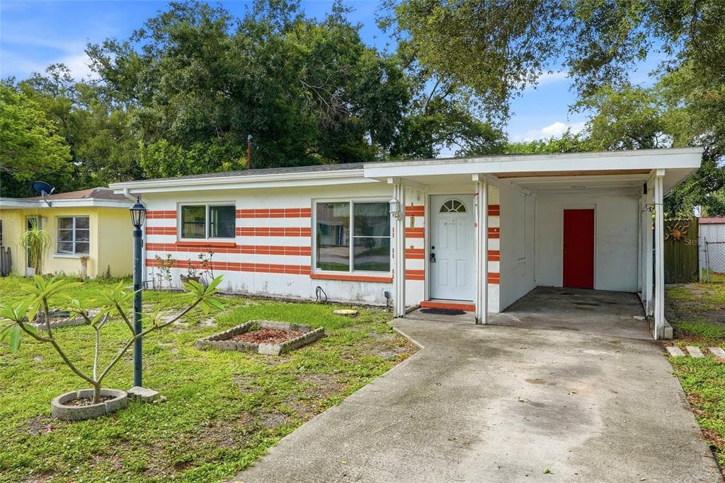 427 1ST AVENUE NE, LARGO, FL 33770 — zdjęcie 4