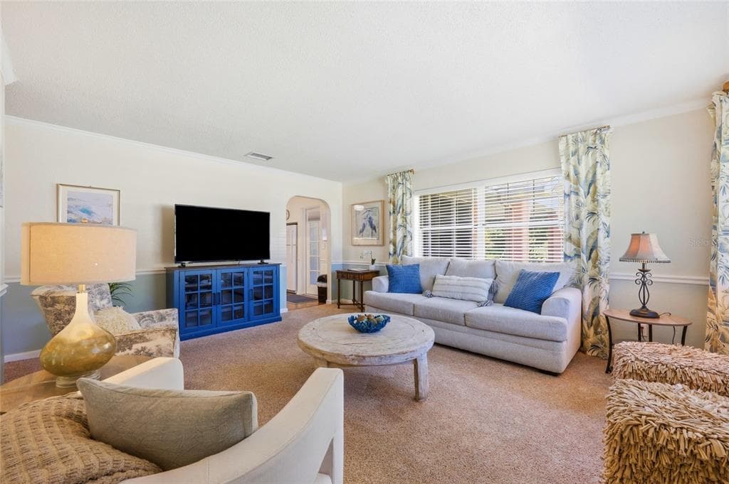 936 N BAKER STREET, MOUNT DORA, FL 32757 — zdjęcie 4