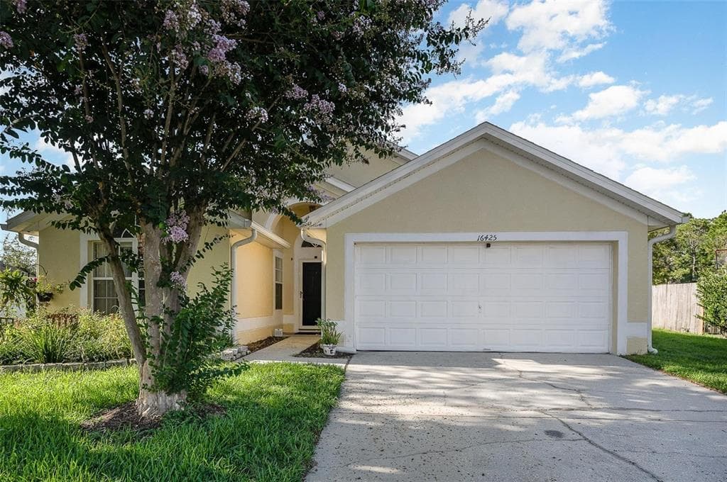 16425 GOLDEN EAGLE BOULEVARD, CLERMONT, FL 34714