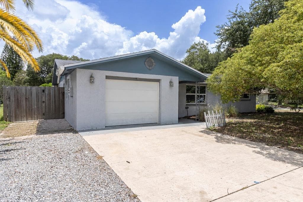 5228 GREENWOOD STREET, NEW PORT RICHEY, FL 34653