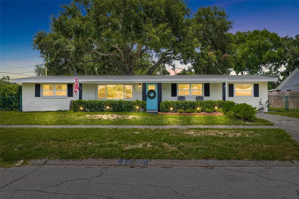 2287 MANOR BOULEVARD N, CLEARWATER, FL 33765