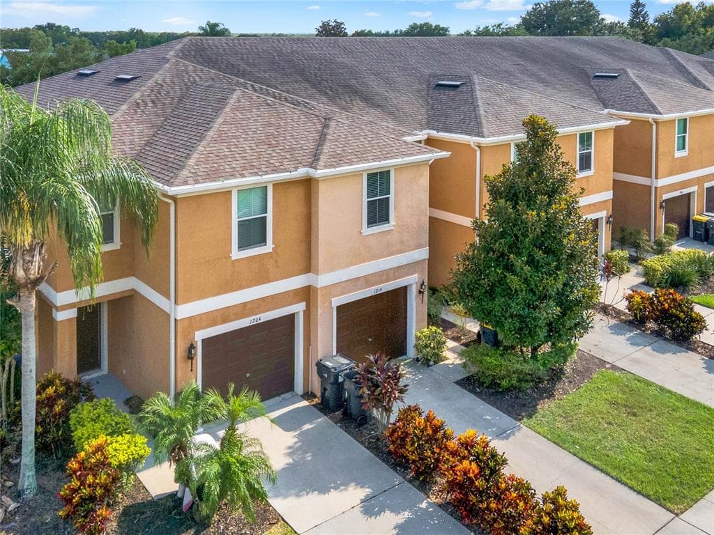 1214 CHELSEA DRIVE, DAVENPORT, FL 33897