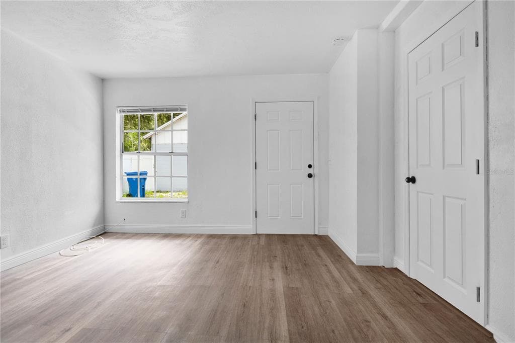 1409 COLLEGE PARK LANE, TAMPA, FL 33612 — zdjęcie 2