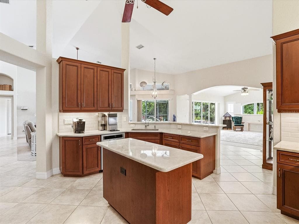 61 PINE VALLEY COURT, ROTONDA WEST, FL 33947 — zdjęcie 4