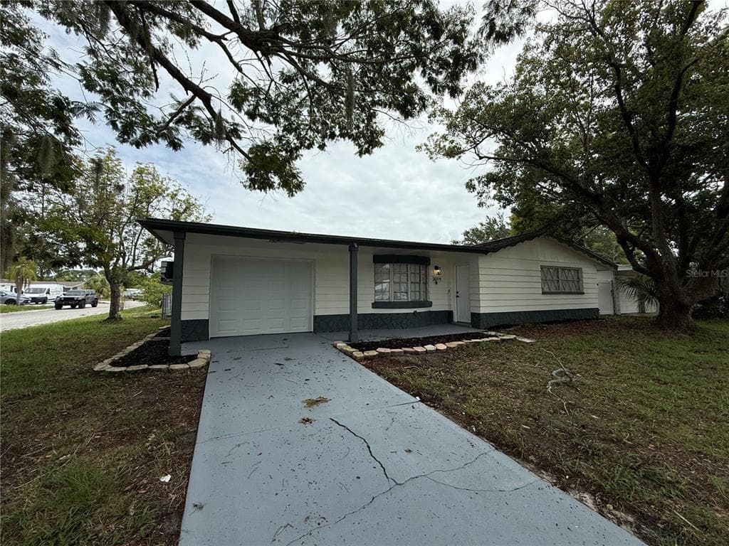 3019 LLOYD DRIVE, HOLIDAY, FL 34691