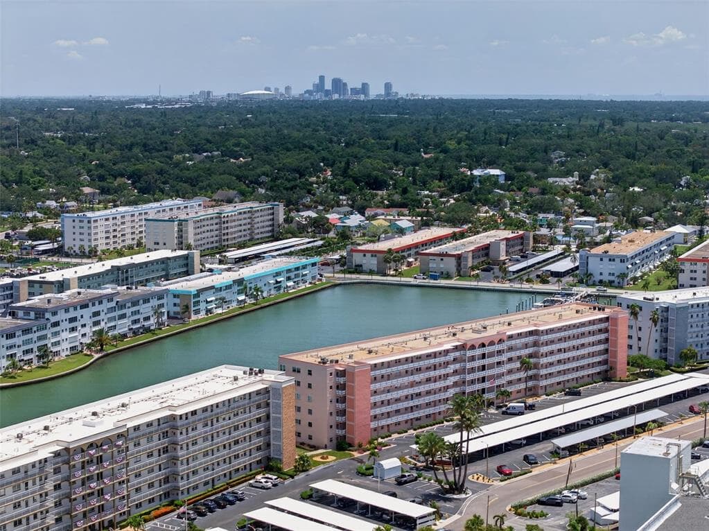 6025 SHORE BOULEVARD S # 602, GULFPORT, FL 33707