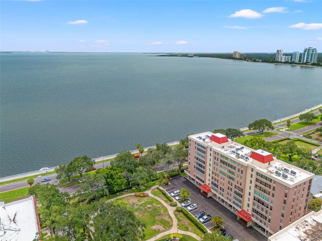 2407 S ARDSON PLACE # 601, TAMPA, FL 33629
