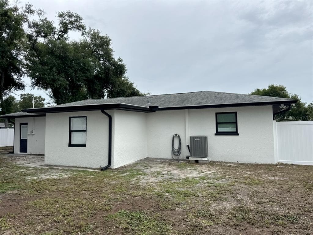 3780 51ST STREET N, ST PETERSBURG, FL 33710 — zdjęcie 2