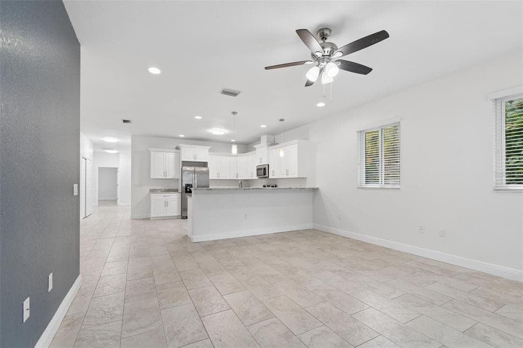 730 8TH AVENUE NE, LARGO, FL 33770 — zdjęcie 5