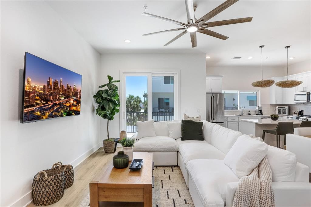 15405 GULF BOULEVARD # B4, ST PETERSBURG, FL 33708 — zdjęcie 4