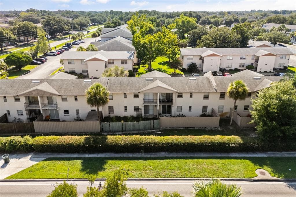 1910 HONOUR ROAD # 4, ORLANDO, FL 32839 — zdjęcie 2